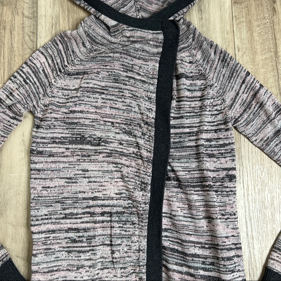 ivivvia by Lululemon Marled Knit Hooded Sweater - Picture 7 of 15